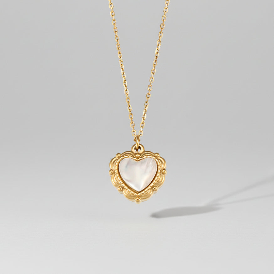 Amour Necklace