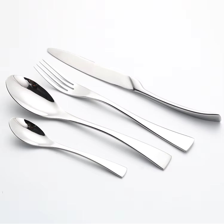 مجموعة أدوات المائدة مونارك