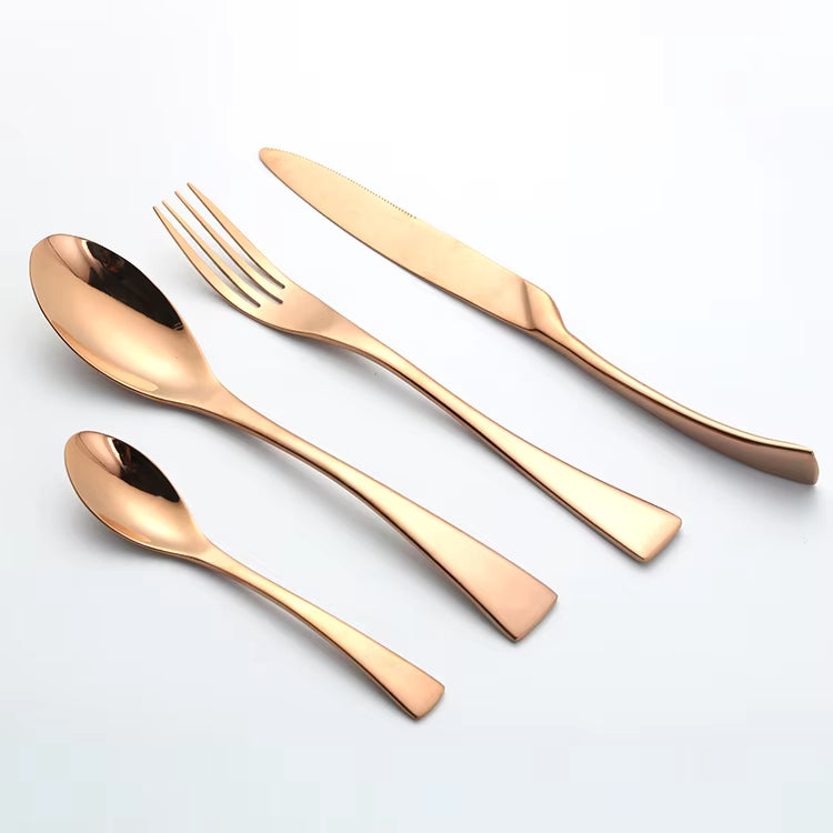 مجموعة أدوات المائدة مونارك