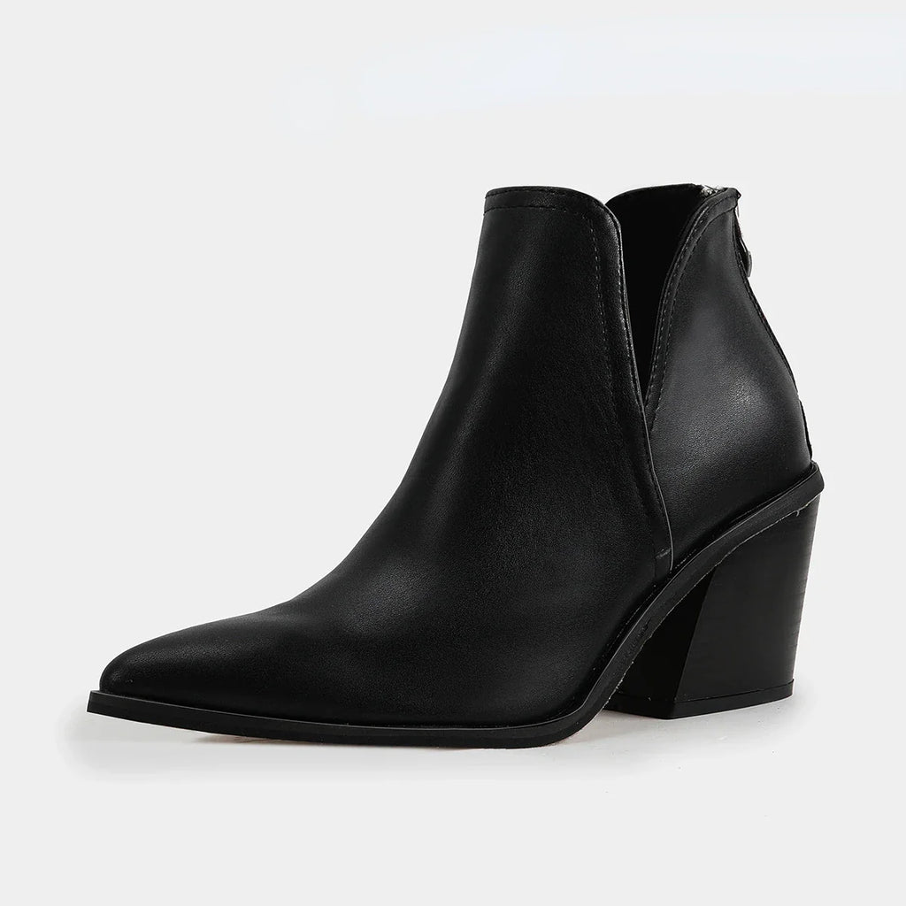 أحذية كوبرا نوير