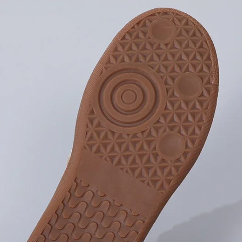 Brooklyn Low-Top Sneakers