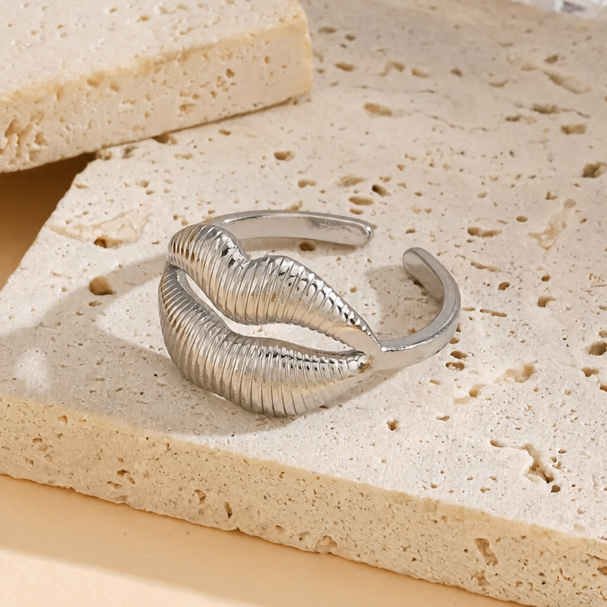 The Kiss Ring